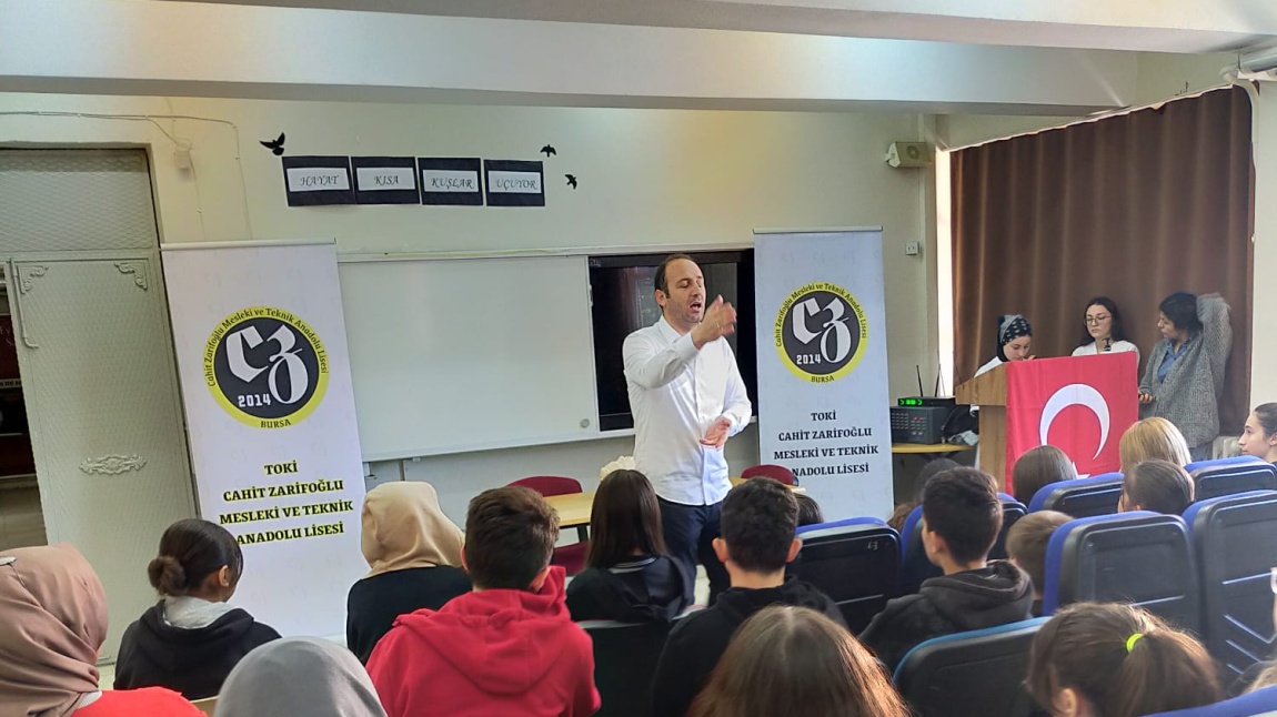 TOKİ Cahit Zarifoğlu Mesleki ve Teknik Anadolu Lisesi öğretmenleri, okulumuzda ilkyardım eğitimi ve okul tanıtımında bulunmuşlardır.